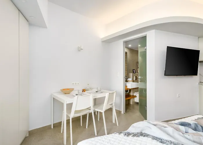 Downtown شقة ريثيمنو